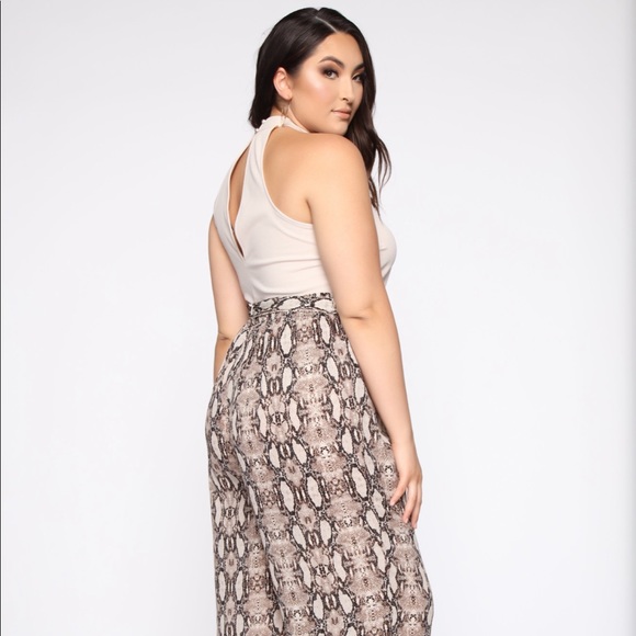 Snake print jumpsuit - Picture 3 of 4